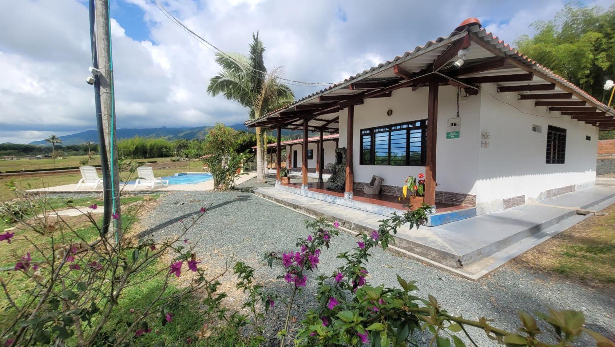 Casa Finca San Sebastian, Lago Calima Villa Exterior photo